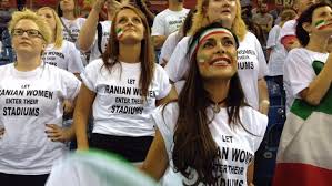 Elle était étudiante en dernière année de médecine dentaire à l'université de téhéran en 1999, lorsqu'elle participe à une manifestation contre le régime religieux avec son mari saeed bashirtash, l'un des leaders du. Iran S Stadium Ban On Women Excluding The People Qantara De