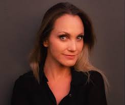 Fernanda Hansen es la nueva voz de Radio Imagina — Radio Imagina