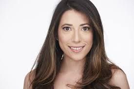 59 Women In Journalism Share Their Top 5 Tips To Excel As A Journalist