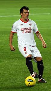 Most of us know gary medel as a massive defender in football; Who Is Gary Medel Dating Gary Medel Girlfriend Wife