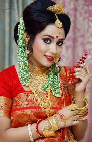 Browse latest trends, outfit ideas & vendors chosen for bengali weddings by real couples. Bengali Wedding Makeup Pic Saubhaya Makeup