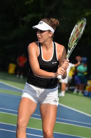 Belinda benčičová , pronounced ˈbɛlinda ˈbɛntʃitʃɔʋaː ; Pin On Yonex Ezone Dr100