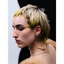 SHOOT POUR @cerruti1881 : INDICIBLE (Production) : @indicible.tv SOLENNEL  (Production) : @solennelmgmt Christophe M. Szegedi  (Producteur/Réalisateur/DA) : @chris.szegedi James Dean Fischer  (Producteur/Réalisateur/DA/musique/montage) : @jamesdean ...