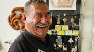 HAPORI I kōrero tahi mātou ki a Peter Kitchen i te ata nei, e pā ana ki ngā  kaupapa maha e rere ana i roto i te hapori o Kaitaia. Ko te