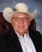 Judge reinstates Smith, Giron to Los Lunas Schools Board of Education