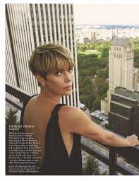 Charlize Theron In Dior Haute Couture Fo This Magazine Photo In 2020 Charlize Theron Short Hair Charlize Theron Hair Short Hair Styles