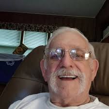 Good morning,invítame y celbrarr con voz y family con alegría tu  aniversario ,gracias