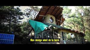 Les poissons ne peuvent vivre hors de l'eau. Vivre Hors Reseau Life Off Grid Trailer Vostfr Youtube