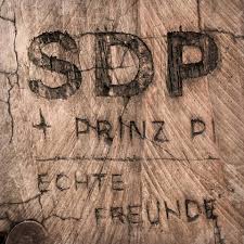 Ein tolles zitat der bekanntesten unbekannten band auf dieser welt (sdp)! Sdp Echte Freunde Lyrics Genius Lyrics