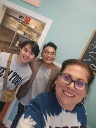 Sandy Burdsall's Instagram, Twitter & Facebook