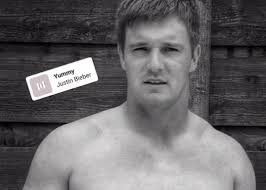 Brooks koepka and bryson dechambeau continue to trade barbs wednesday, with both golfers trying to one up the other on social media. Bryson Dechambeau Shows Off More Gainz With Aggressively Shirtless Photo This Is The Loop Golfdigest Com