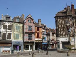 Auxerre Bourgogne Places To Travel France French Summer