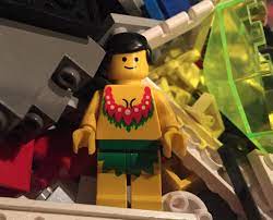 This LEGO cleavage : r/mildlyinteresting