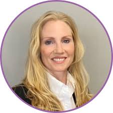 Helen Manning's Instagram, Twitter & Facebook