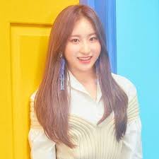 Lee Chaeyeon - Home | Facebook