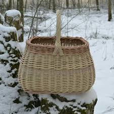 Korzina Na 17 20l Material Ivovaya Loza Loza Lozopletenie Lozapletenie Korzina Korziny Korzinavpoda Basket Weaving Patterns Weaving Patterns Basket Design