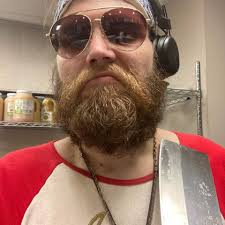 I need a good creature flick.. help!!￼