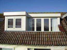Dakkapel Met Balkon Plaatsen Voordelig Via Dakkapellen Com Balkon Dakkapellen Buitenkant Huis