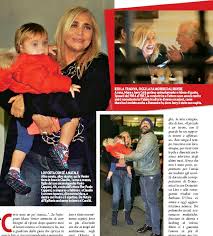 Paolo capponi, figlio di mara venier e dello scomparso attore pier paolo, non compare spesso sotto i riflettori. Mara Venier Si Diverte A Fare La Nonna Pressreader