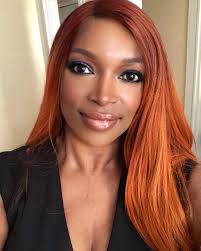 But first, a Stranger Things selfie 👻📸