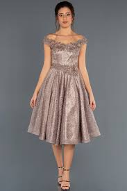 Bronz Kayik Yaka Isleme Detayli Midi Boy Abiye Abk798 Elbise Modelleri Elbise The Dress