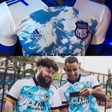 Las mejores marcas en camisetas las tenemos libres para toda la familia, visita nuestra web y entérate de todas nuestras rebajas de temporada. Facebook