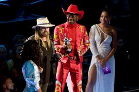 Vmas 2019 Lil Nas Unrolls A Scroll To Become The Best Meme