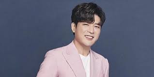 Sabtu, 23 maret 2019 | 12:30 wib. Dipanggil Ahjussi Oleh Penggemar Indonesia Jawaban Shindong Super Junior Bikin Ngakak Kapanlagi Com