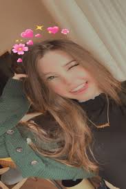 Radiant Charm: The Essence of Natasha Belle Wallpaper