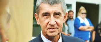 Pavučiny byznysu: Ani Karkulka, ani Tonda Blaník. Akcie farmy Čapí hnízdo  drželi Babišovi dvorní právníci — HlídacíPes.org