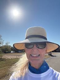 Both my parents were from Limerick. Both gone now & here I am In Birmingham  where they brought me up. And I miss them like crazy. Birmingham born but  Irish In my