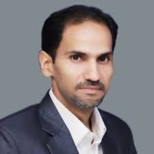 From Mumbai trains to breaking barriers! 📸 Zoya Thomas Lobo saved every  rupee to buy a second-hand camera and taught herself the power of  storytelling through photos. When the pandemic struck… |