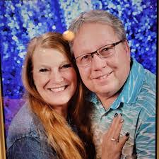 Lauri Wilcox's Instagram, Twitter & Facebook