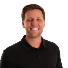 I've recently accepted a position as a Mutual Fund Administrator at US Bank  out of their Milwaukee office! I'm excited to start part-time during my  final semester before transitioning into a… |