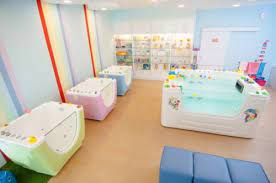 Untuk langkah ini, peralatan yang bunda perlukan hanyalah bak mandi bayi dan/atau kolam. Manjakan Si Kecil Dengan Menghadirkan Baby Spa Di Rumah Lewat 10 Peralatan Baby Spa Berikut Ini