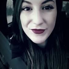 Tara MacKinnon (taramackk)