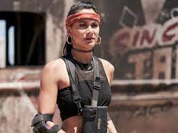 She commenced her career as a stunt artist in the entertainment industry and subsequently stepped into the acting business. Army Of The Dead Samantha Win Speaks Spoilers Growing Up Half Chinese