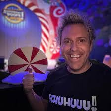 Marc Gerdes's Instagram, Twitter & Facebook