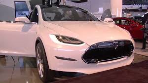 Car Video Automotive News Reviews And Crash Tests Dream Cars Tesla Roadster Car