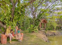 Monstero Fishing Park Sidoarjo Pemancingan Kece Dengan Playground Oke