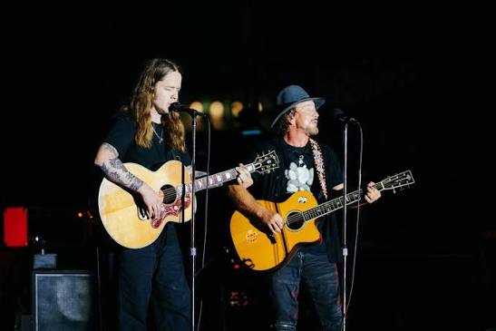 Billy Strings joins Pearl Jam