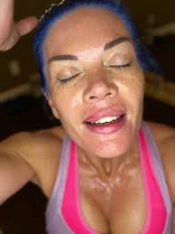 The trickles of sweat feel so good as the glide down my body : rSweatyGirls