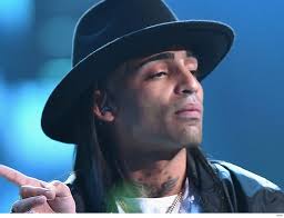 He and his family moved to puerto rico and after turning 12. Latin Pop Star Arcangel Won T Be Charged For Kicking Baby Mama
