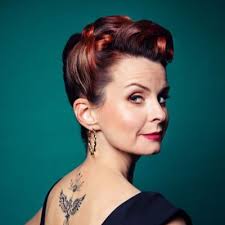 Anna Morris (@annamorriscomic)