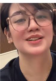 Kris Tine✨ (@_kristinetin)