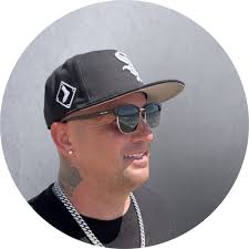 Dont let these ppl lie to you .. I got 32k followers and made $6 🙄😒