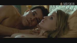 Replicas Alice Eve Shows Us Her Apples!