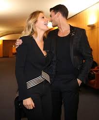 Entretanto, partilhou uma fotografia, na qual surge bastante cúmplice com ruben rua. Inseparaveis Os Refugios Secretos De Cristina Ferreira E Ruben Rua Nacional Flash