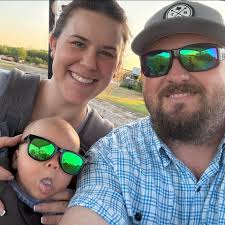 What are the chances of catching fish at the dead end of a canal in  Rockport in August?