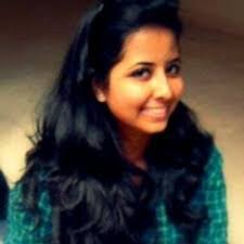 Muzna Ali's Instagram, Twitter & Facebook